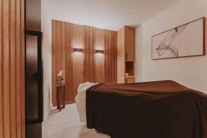 Signature Body Wrap treatment room in 100 Fountain Spa in Niagara-on-the-Lake.