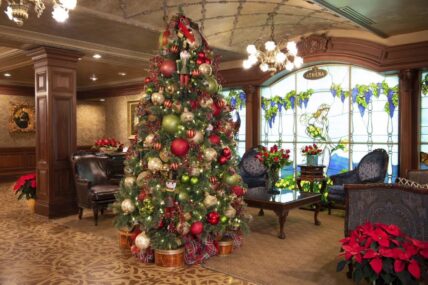 Christmas tree in the lobby of a Vintage Hotels property in Niagara-on-the-Lake.