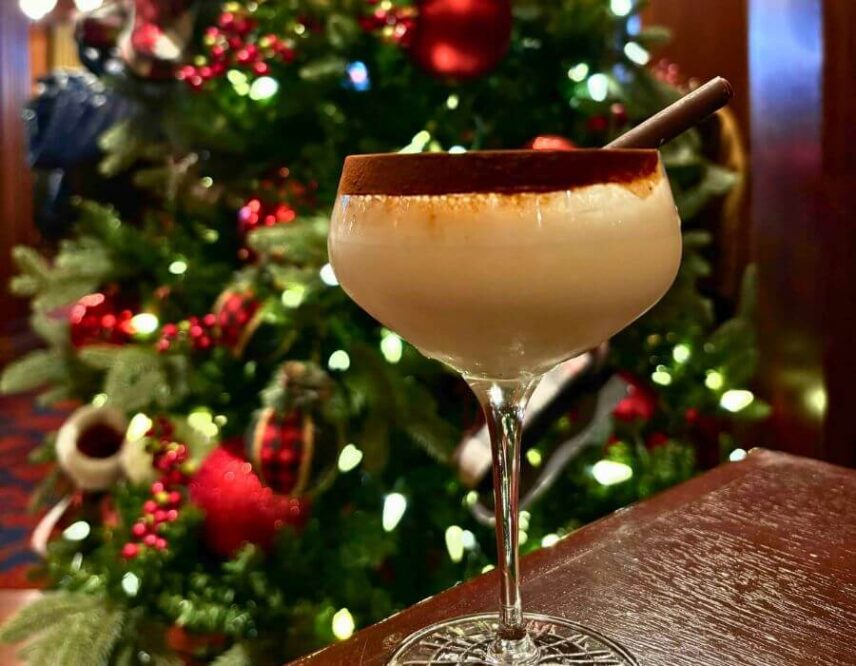 Holiday Cocktails at Prince of Wales in Niagara-on-the-Lake, ON - Vintage Hotels