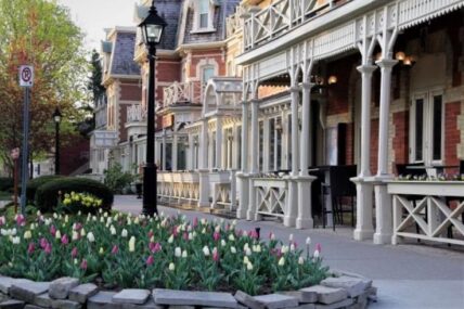 Easter weekend in Niagara-on=the-Lake.