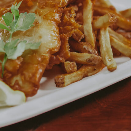 Pub style meals in Jordan House Tavern in Jordan House in Jordan Village