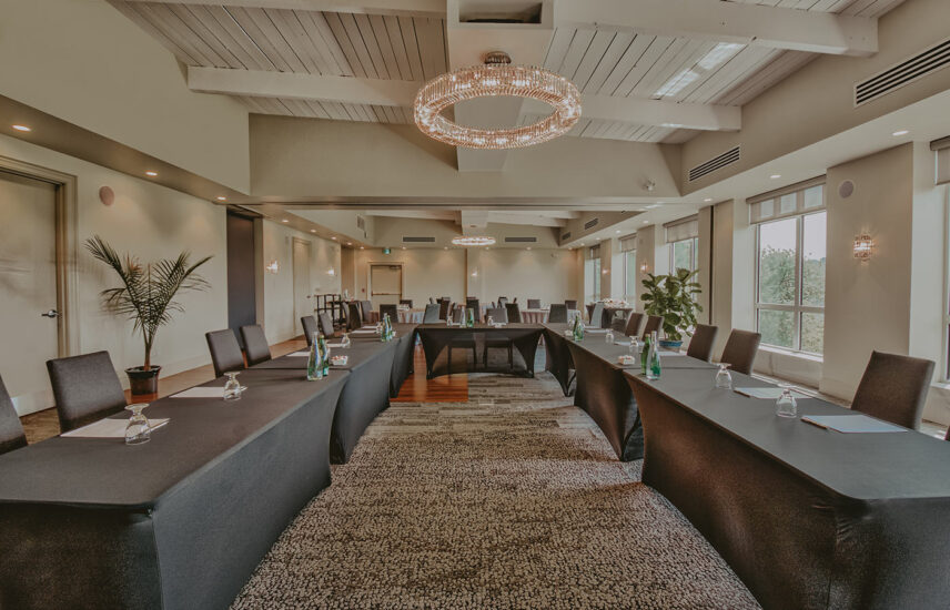 Front seating at Valley View corporate event venue at Inn On The Twenty in Jordan Village