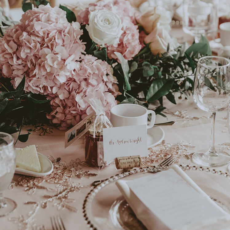 Wedding guest plated seat design at Inn On The Twenty wedding venues in Jordan Village