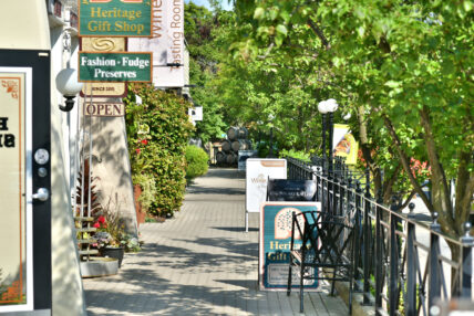 Escape to the Niagara Benchlands for a weekend getaway close to Toronto