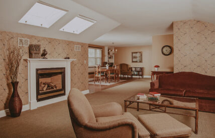The Mirabella Suite accommodation at Moffat Inn in Niagara on the Lake