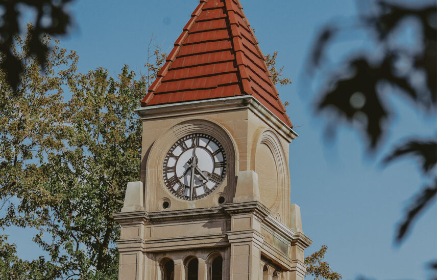 Memorial Clock Tower close to Moffat Inn in Niagara on the Lake