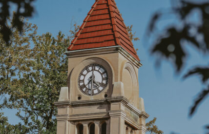 Memorial Clock Tower near Moffat Inn in Niagara on the Lake