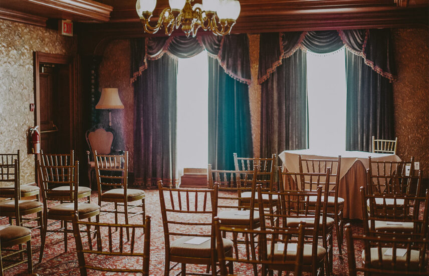 Guest view of wedding ceremony at Hampton Court venue at the Prince of Wales Hotel in Niagara-on-the-Lake