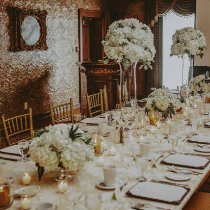 Hampton Court venue reception table at the Prince of Wales Hotel in Niagara-on-the-Lake