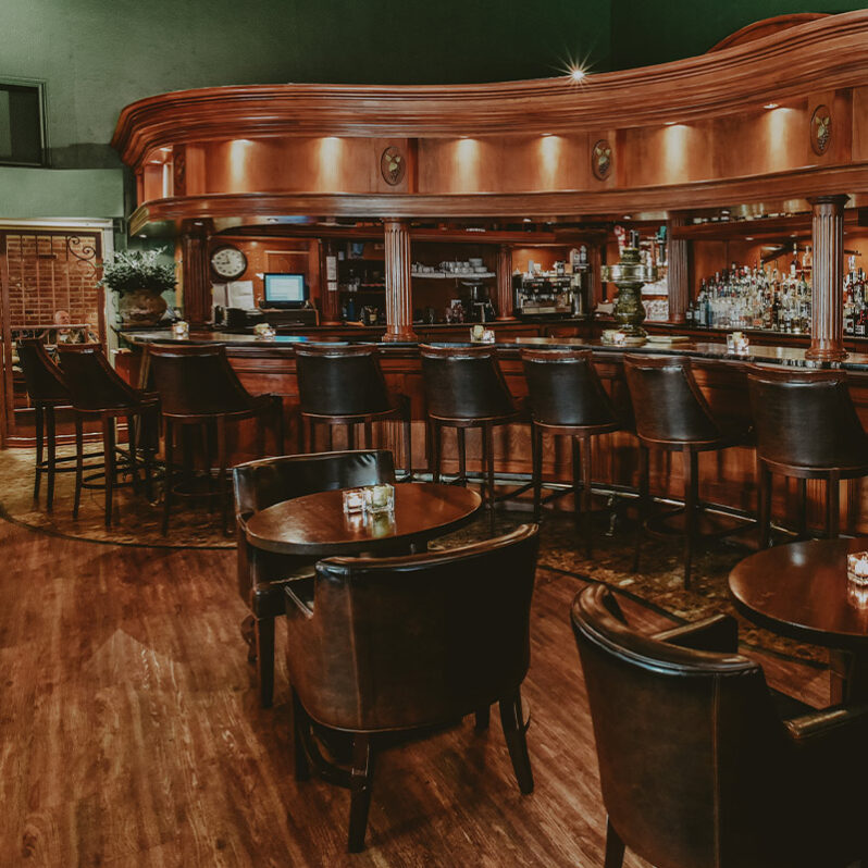 The Vintage Wine Bar & Lounge at the Pillar & Post in Niagara-on-the-Lake
