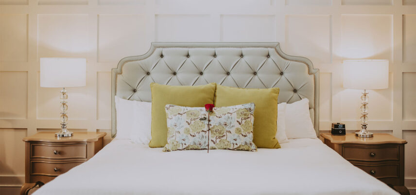 Romantic guest suite at Queen's Landing in Niagara-on-the-Lake