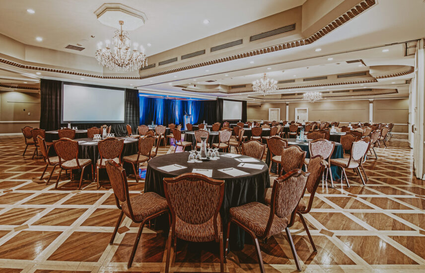 Grand Georgian venue for large meetings and conferences at the Queens Landing Hotel in Niagara-on-the-Lake