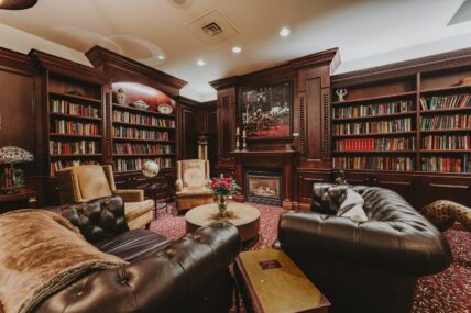 A networking event hosted in the library at the Queen’s Landing hotel.