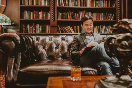 A professional enjoying flexibility during a corporate retreat with Vintage Hotels.