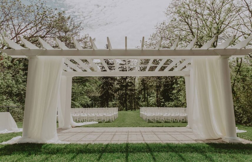 Picture perfect pergola at Water View Garden wedding venue at the Queens Landing Hotel in Niagara-on-the-Lake
