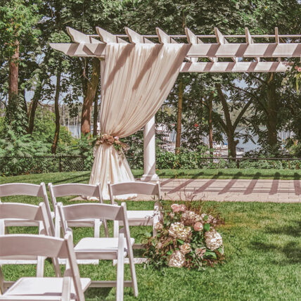 Water View Garden wedding venue at the Queens Landing Hotel in Niagara-on-the-Lake