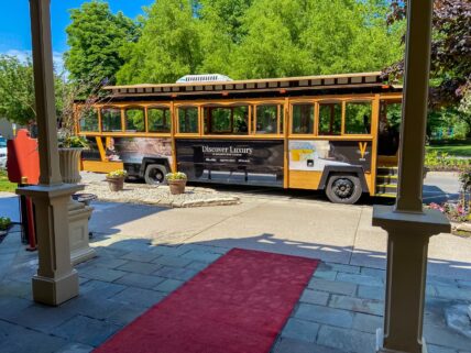 A Wine Trolley Tour departing from Vintage Hotels over March Break.
