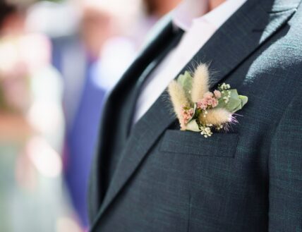 A floral pocket square, a 2024 wedding flower trend