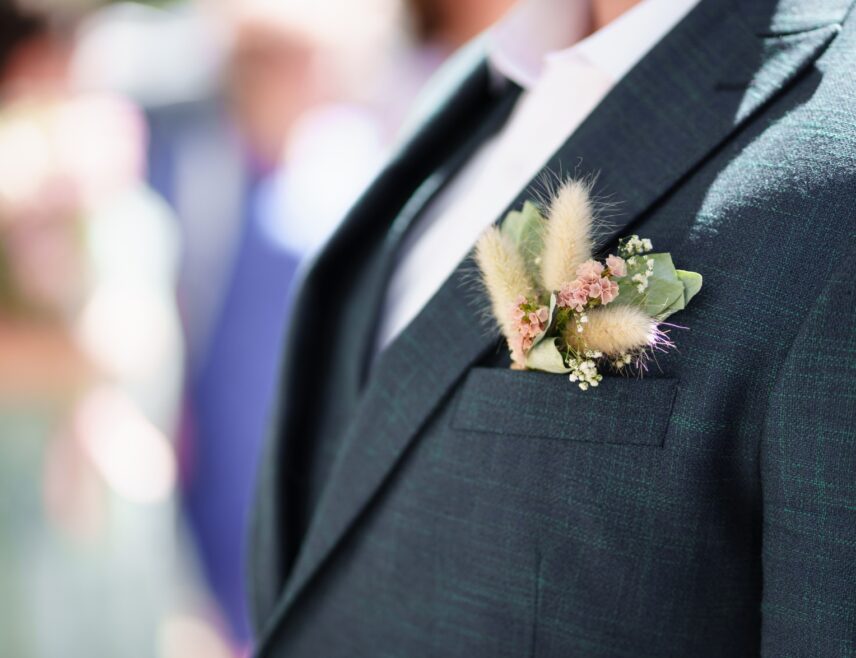 A floral pocket square, a 2024 wedding flower trend