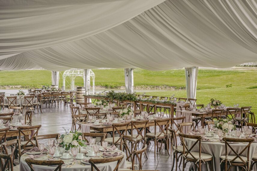 Farm weddings at sue ann staff estate winery in jordan ontario